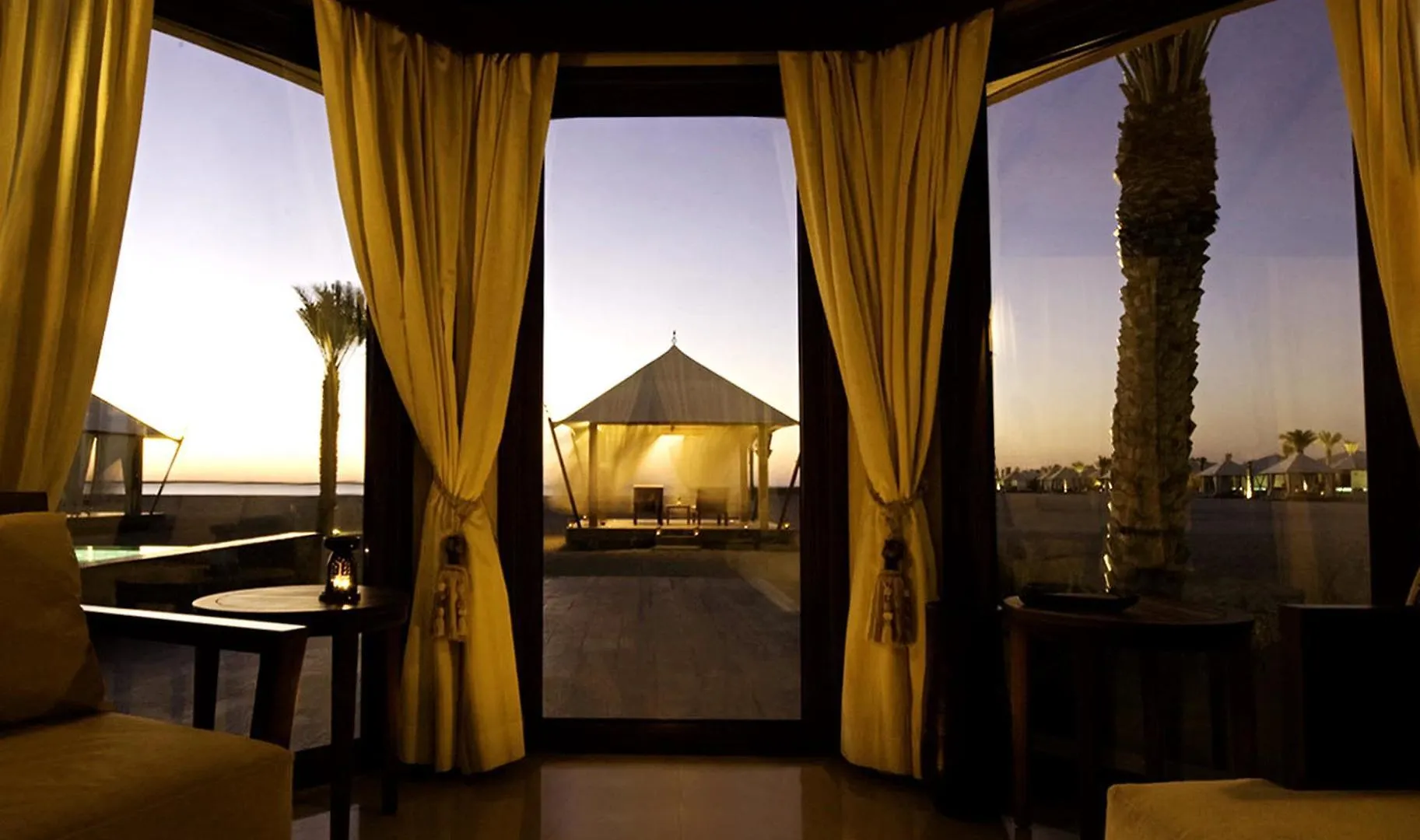 The Ritz-Carlton Ras Al Khaimah, Al Hamra Beach 5*, Ras al-Khaimah
