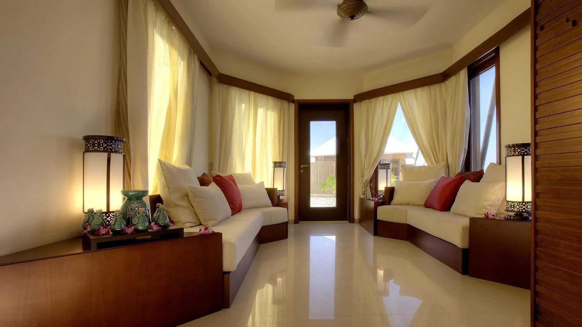 ***** Hotel The Ritz-Carlton Ras Al Khaimah, Al Hamra Beach United Arab Emirates