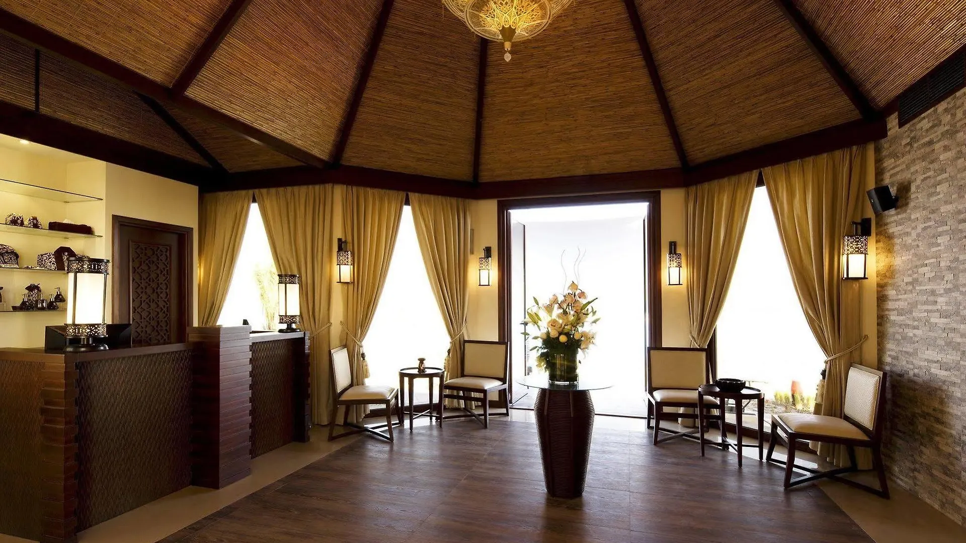 The Ritz-Carlton Ras Al Khaimah, Al Hamra Beach Hotel